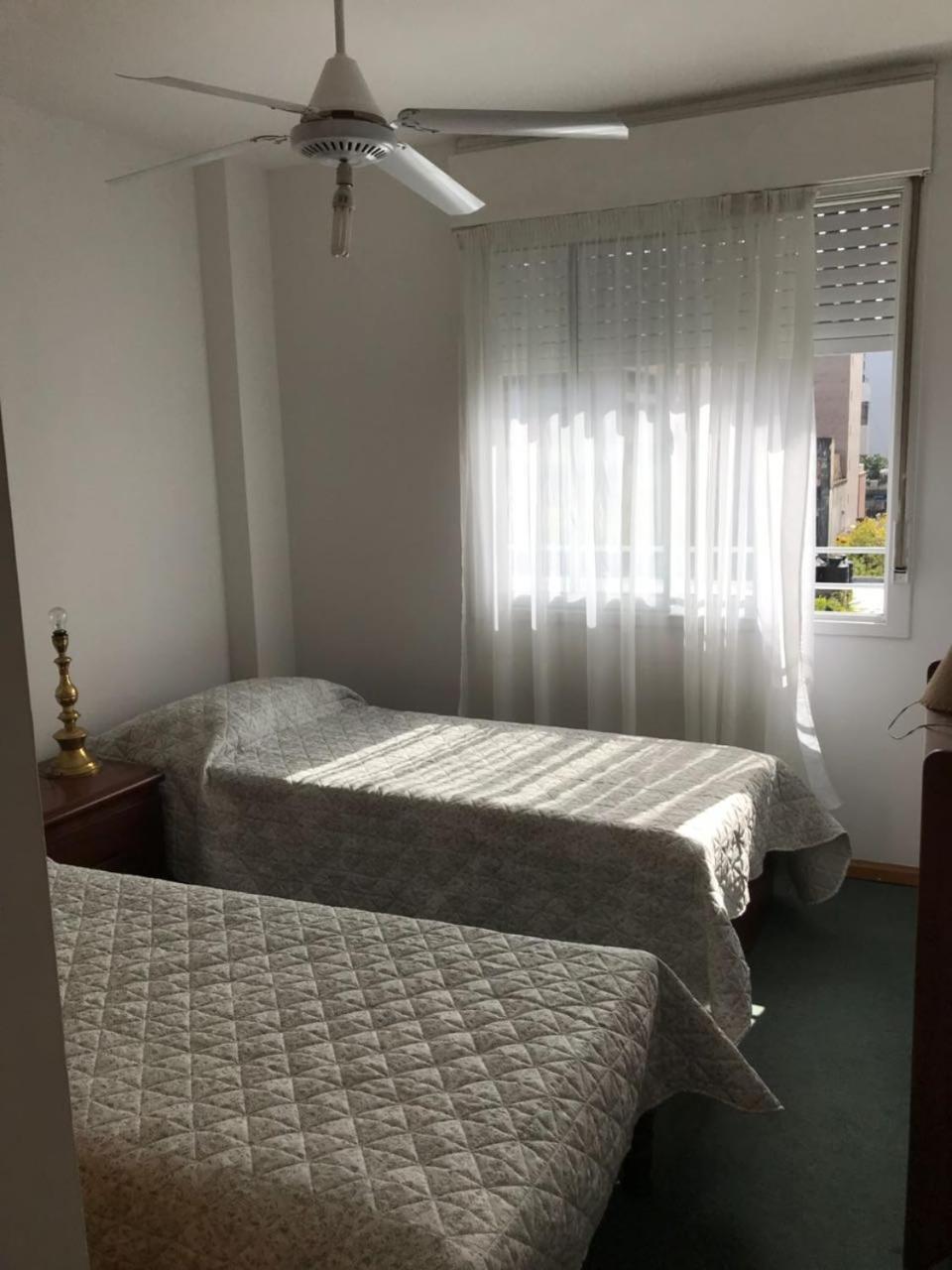 Amplio Dpto Con Jardin En El Centro De La Ciudad Apartment Росарио Екстериор снимка